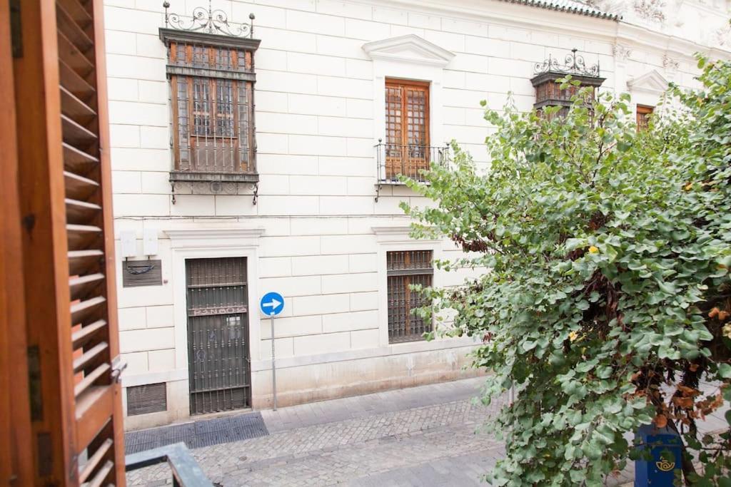 Modern & Nice Apartment. Old Town. Private Parking Sevilla Dış mekan fotoğraf
